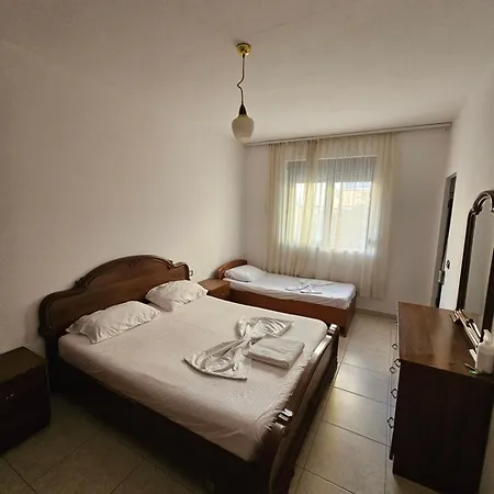 Mario's Apartment Durres
